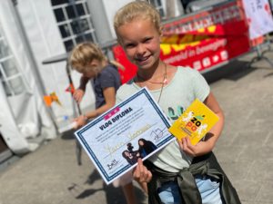Deelnemer Zomerpaspoort met vlogdiploma